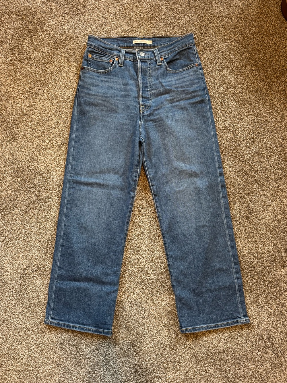 Levi’s Ribcage Straight Ankle Jeans Women’s 28 High Rise